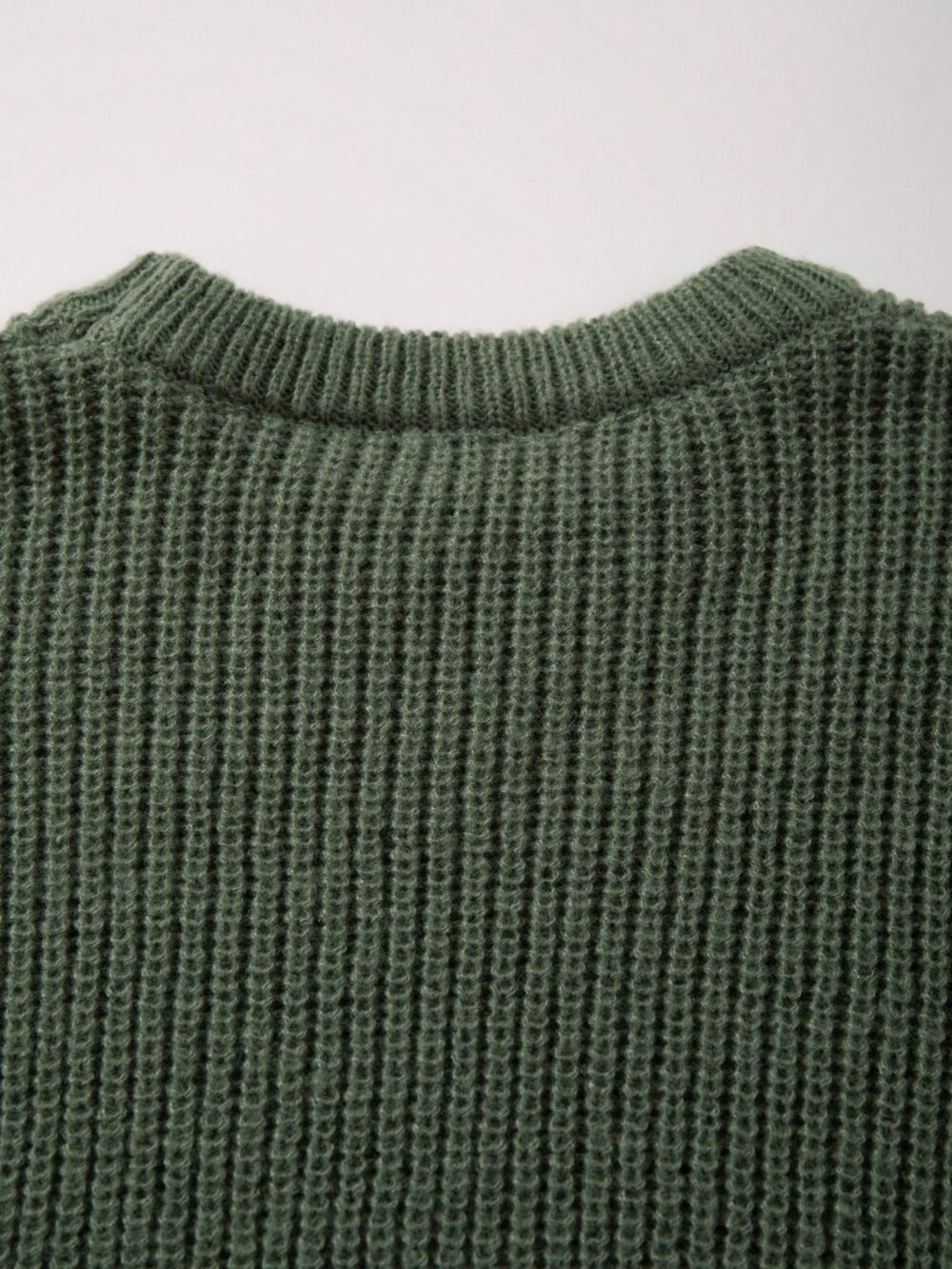 Olive Green Casual Men's Loose Fit Round Neck Long Sleeve Pullover Sweater - Picture 9 of 11